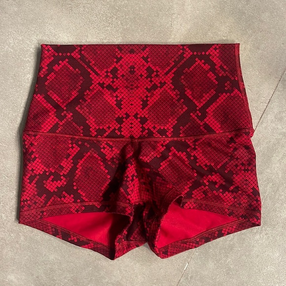 lululemon athletica Red Patterned Athletic Shorts - Picture 1 of 2